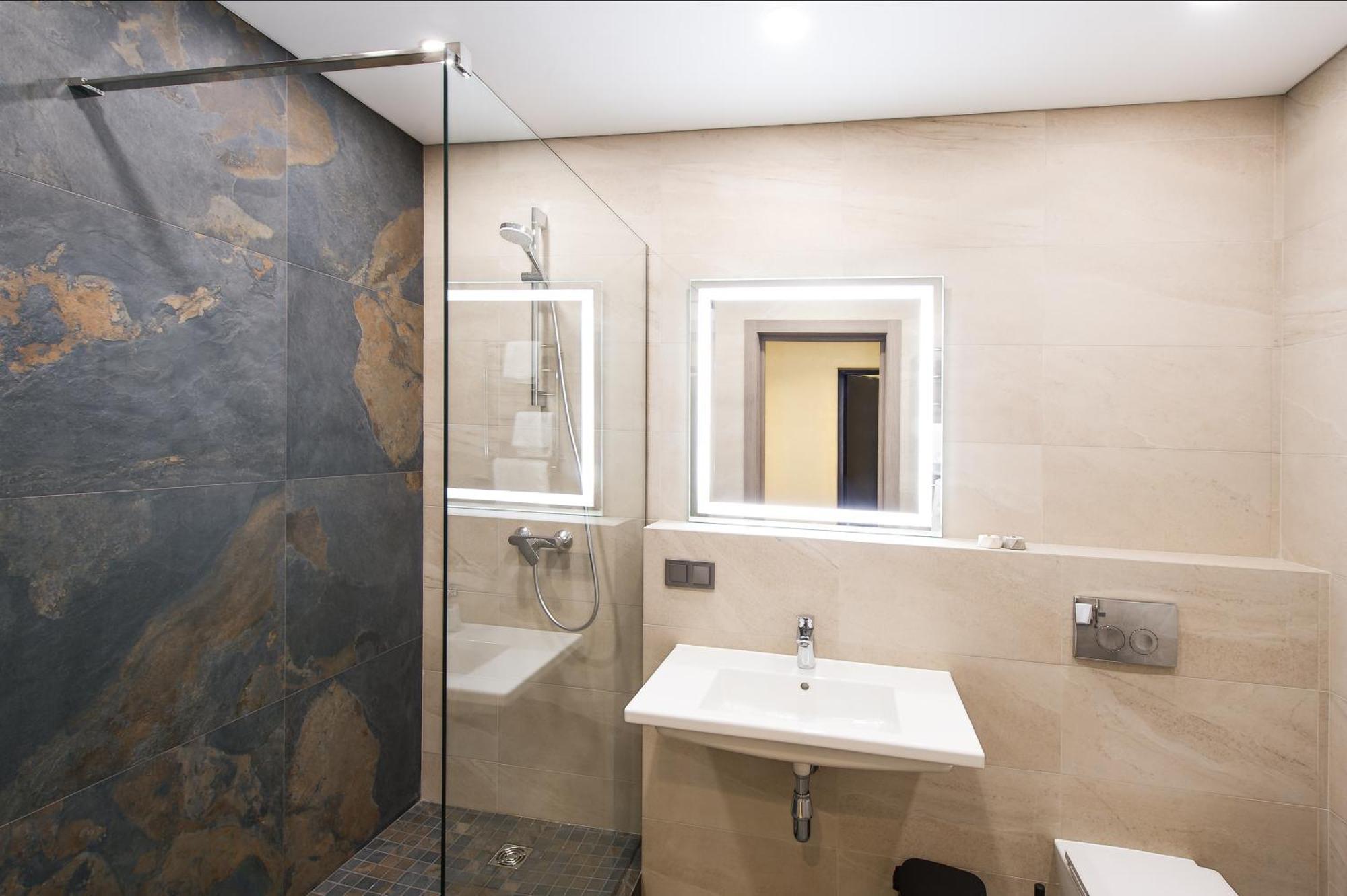 Hotel apartamentowy Orion