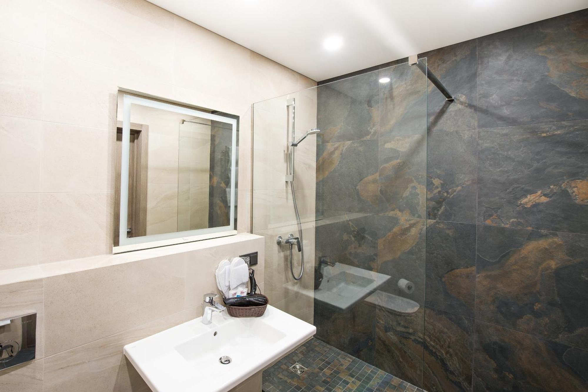 Hotel apartamentowy Orion *